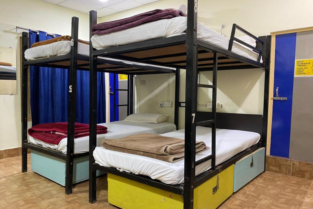 Vagabond Stay Hostel Varanasi Exterior foto