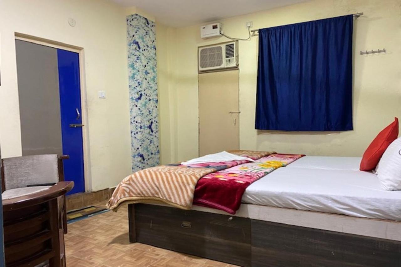 Vagabond Stay Hostel Varanasi Exterior foto